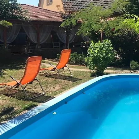 Appartamento Samu Vendeghaz Vertesszolos